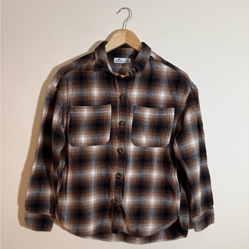 XS Hollister Plaid Flannel Black, Brown, and White with Pockets